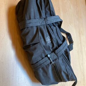Athleta Charcoal Shoulder Yoga Sports Weekender Bag